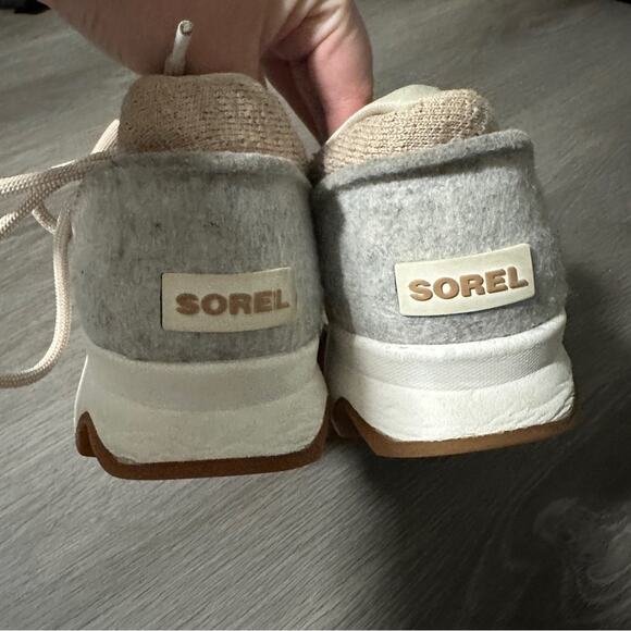 Sorel Kinetic‎ Lace Up Sneaker Tennis Shoes in Natural Tan/Blush Size 9 - Picture 6 of 13